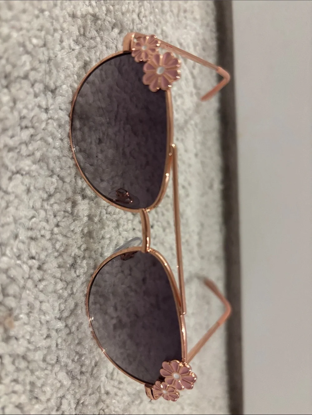 Kids pink floral sunglasses